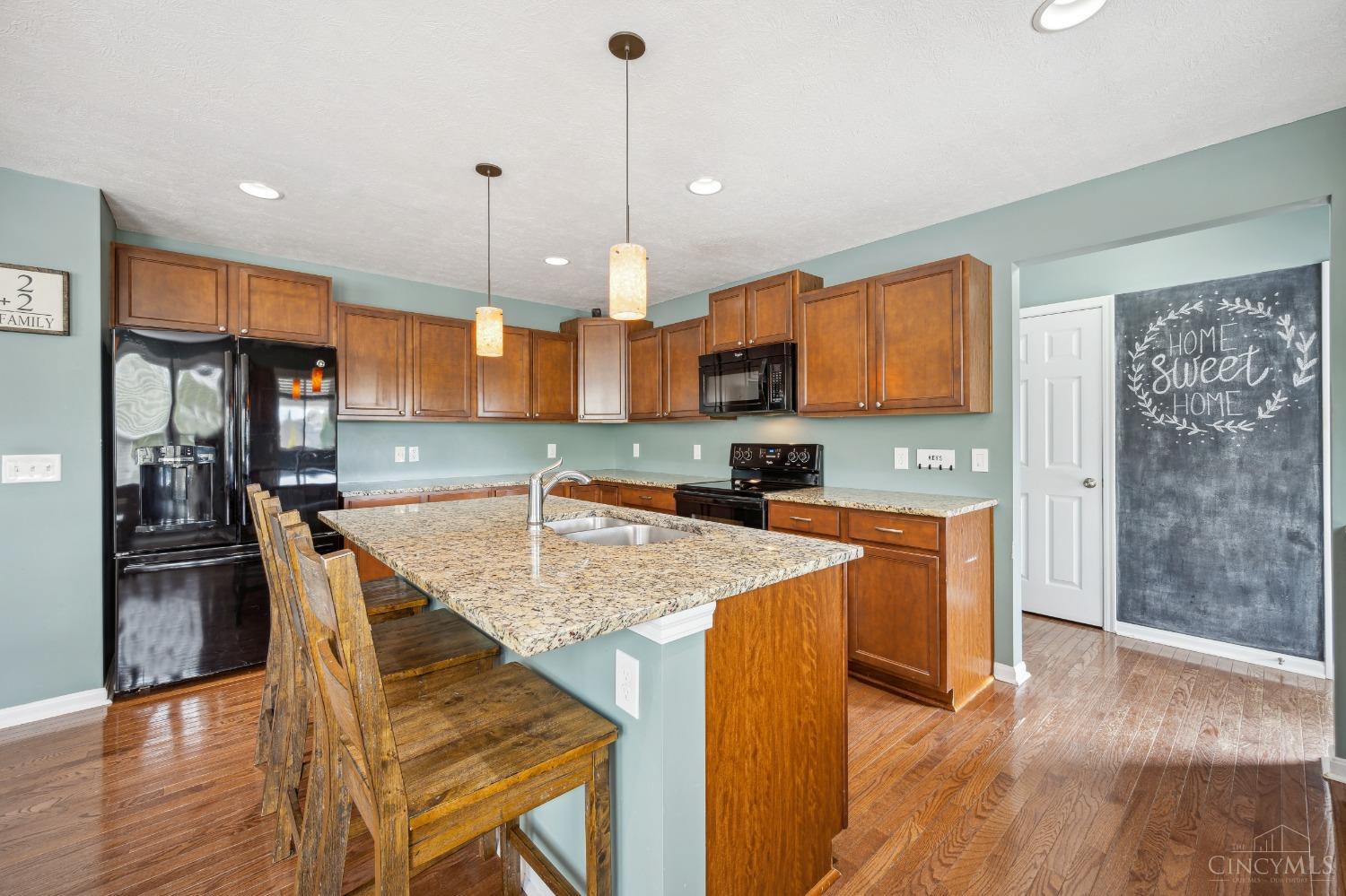 8823 Bluejay View Drive