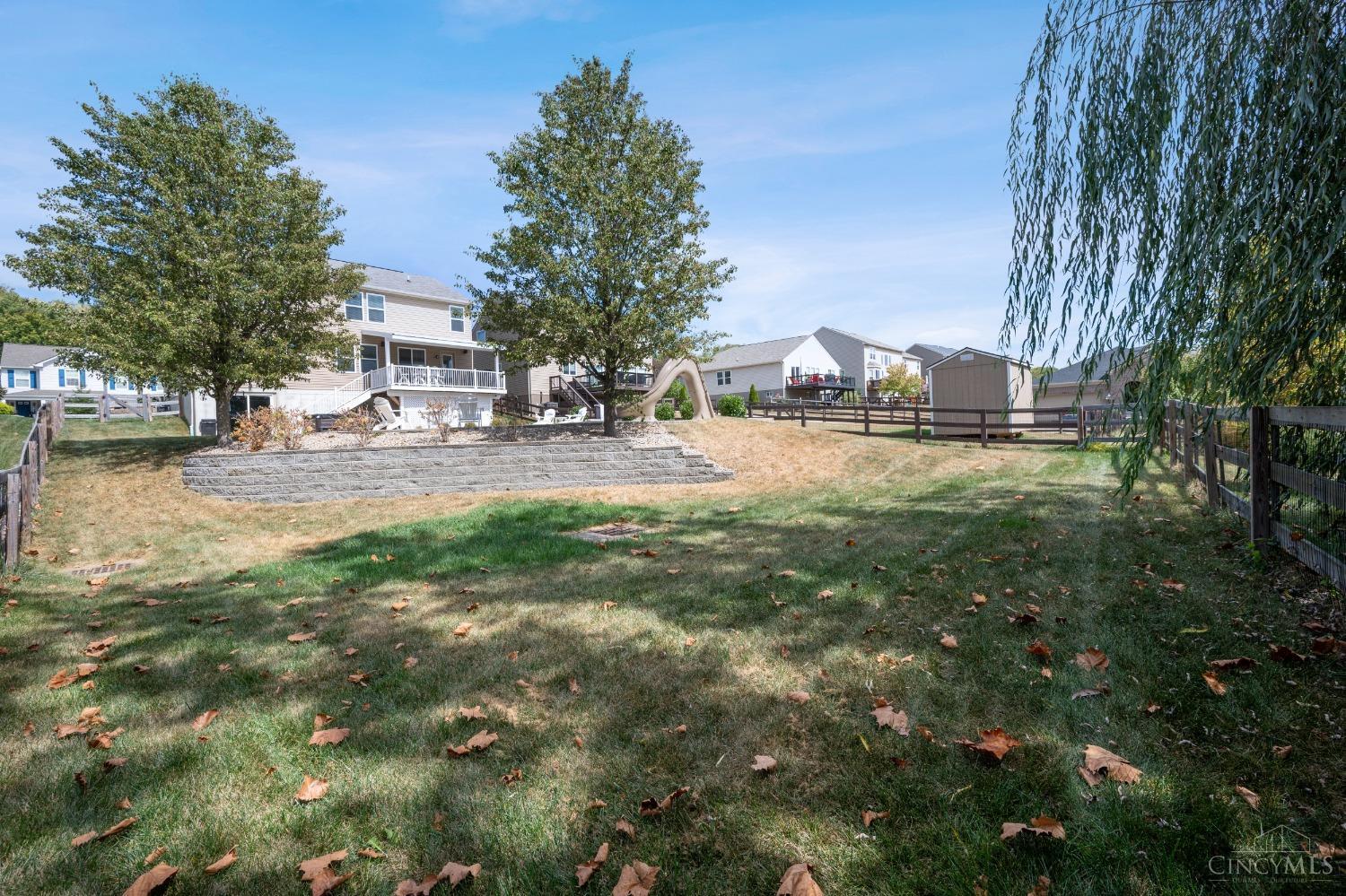 8823 Bluejay View Drive