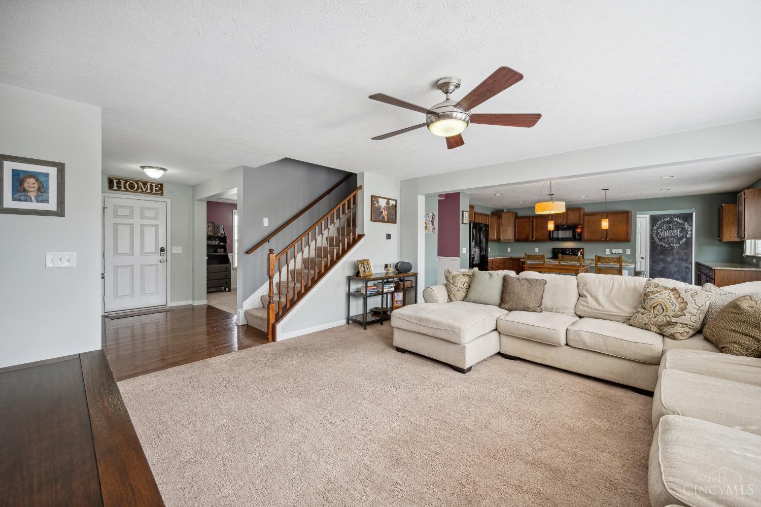 8823 Bluejay View Drive