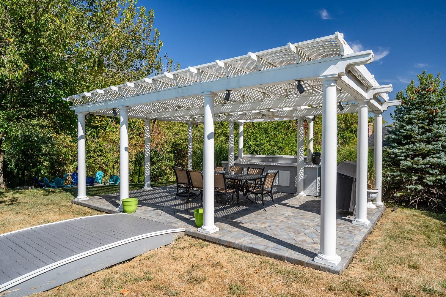 5410 Fallen Timbers Drive