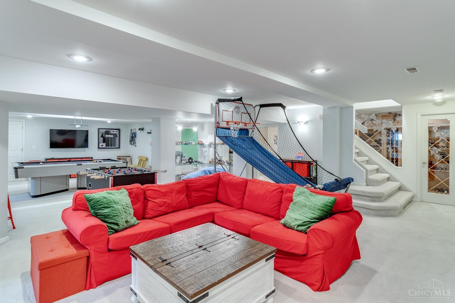 5410 Fallen Timbers Drive