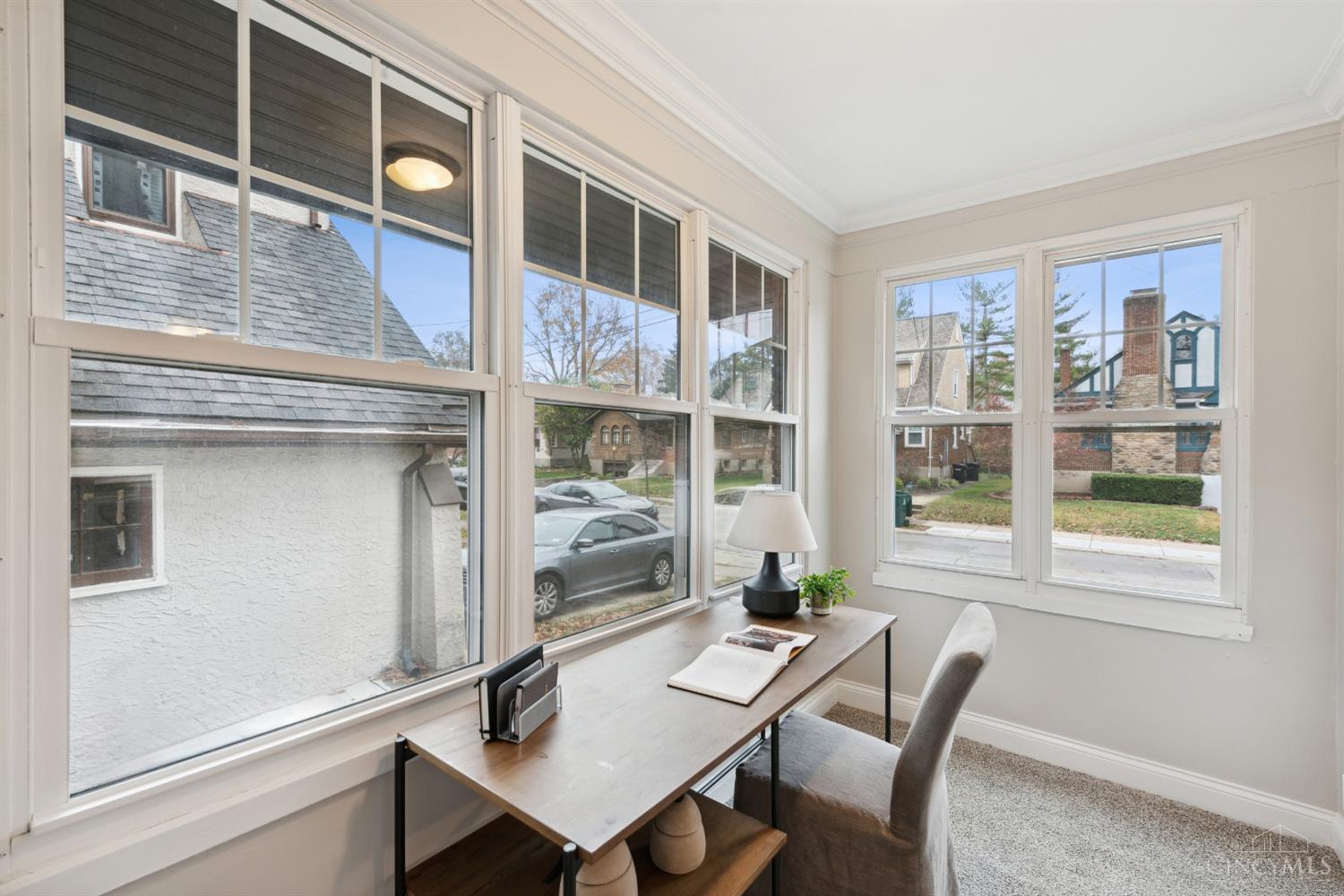3418 Oakview Place