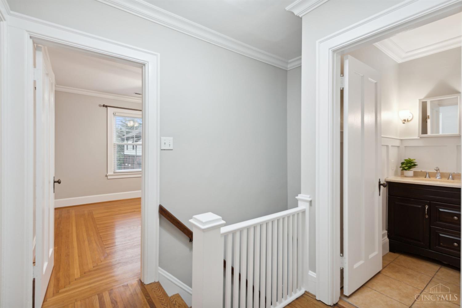 3418 Oakview Place