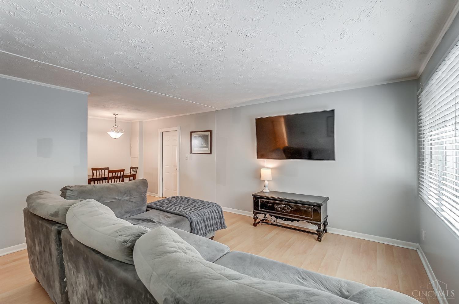 1404 W Main Street