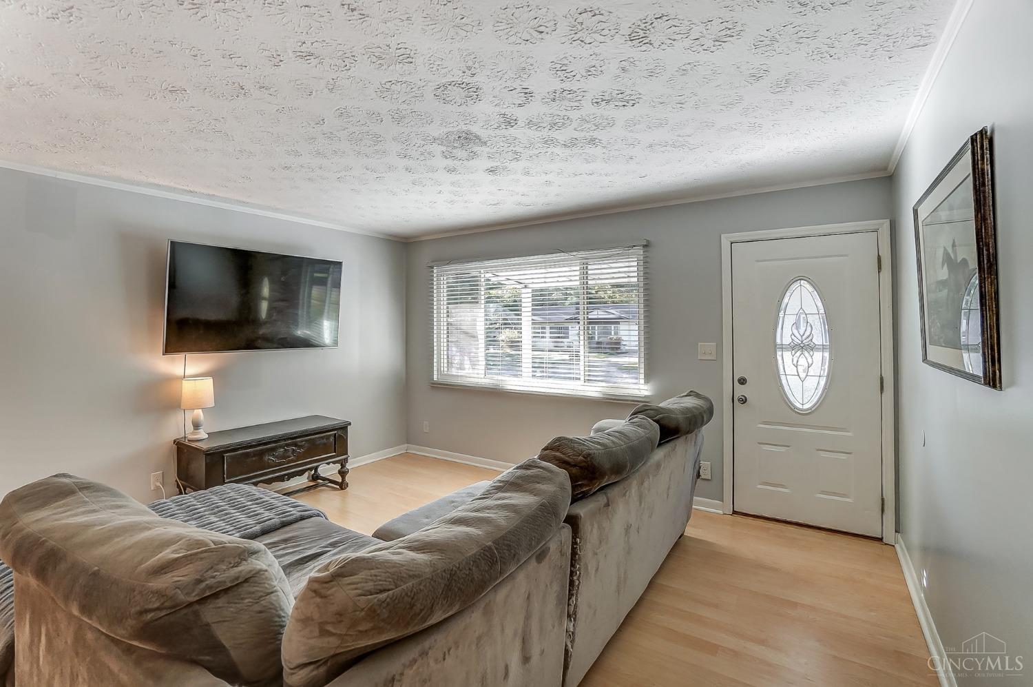 1404 W Main Street