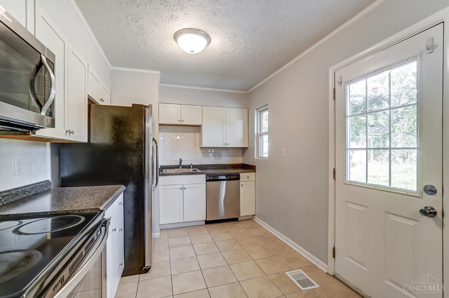 1404 W Main Street