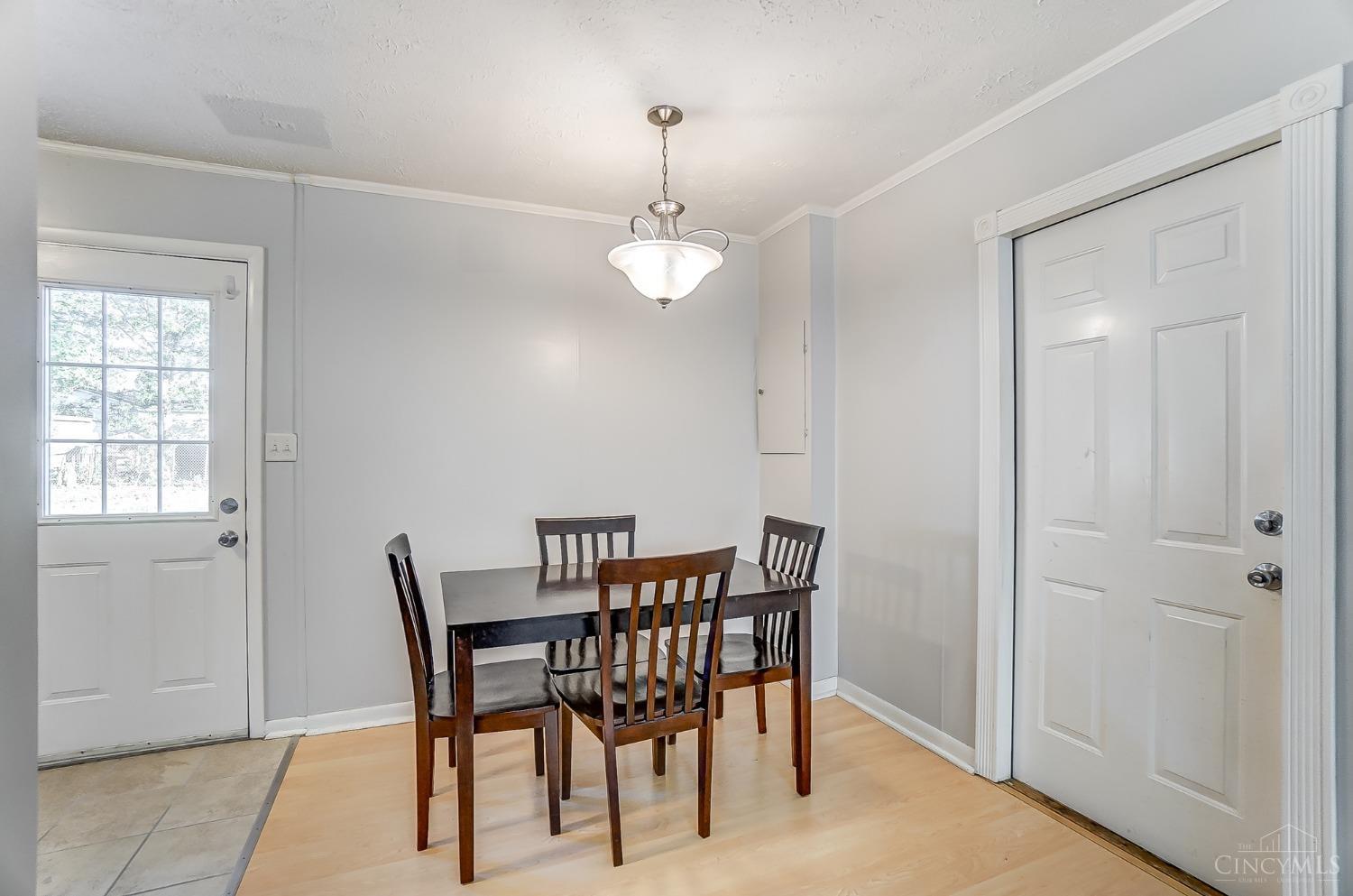 1404 W Main Street