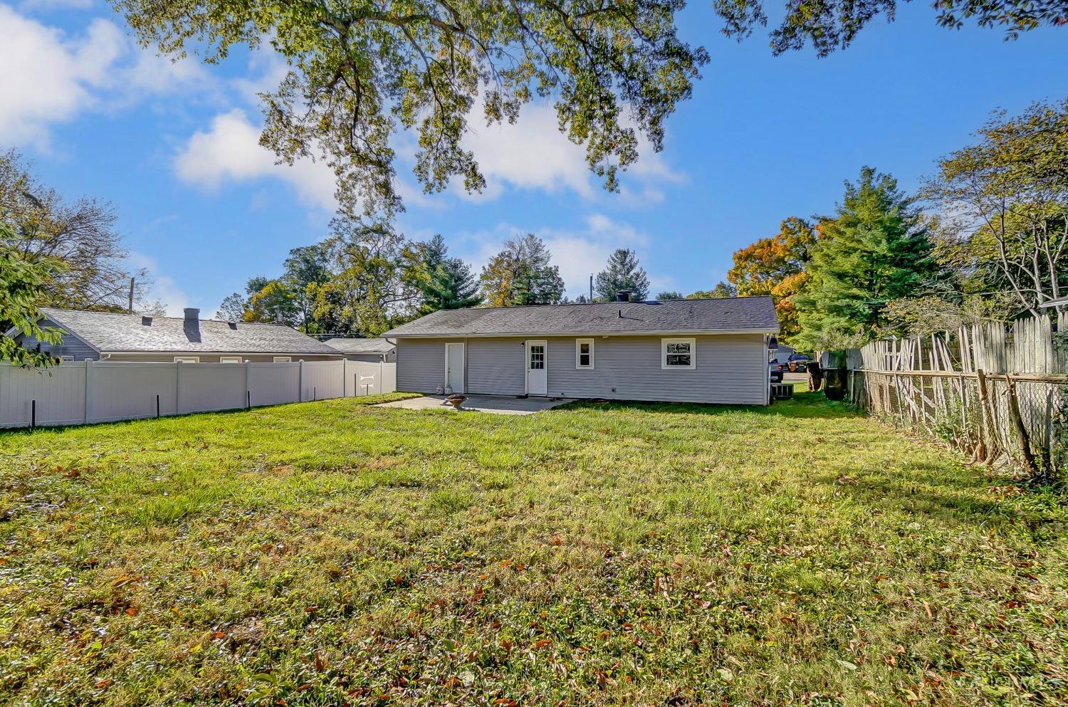 1404 W Main Street