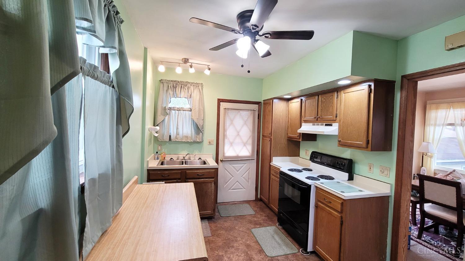 3426 Miami Court