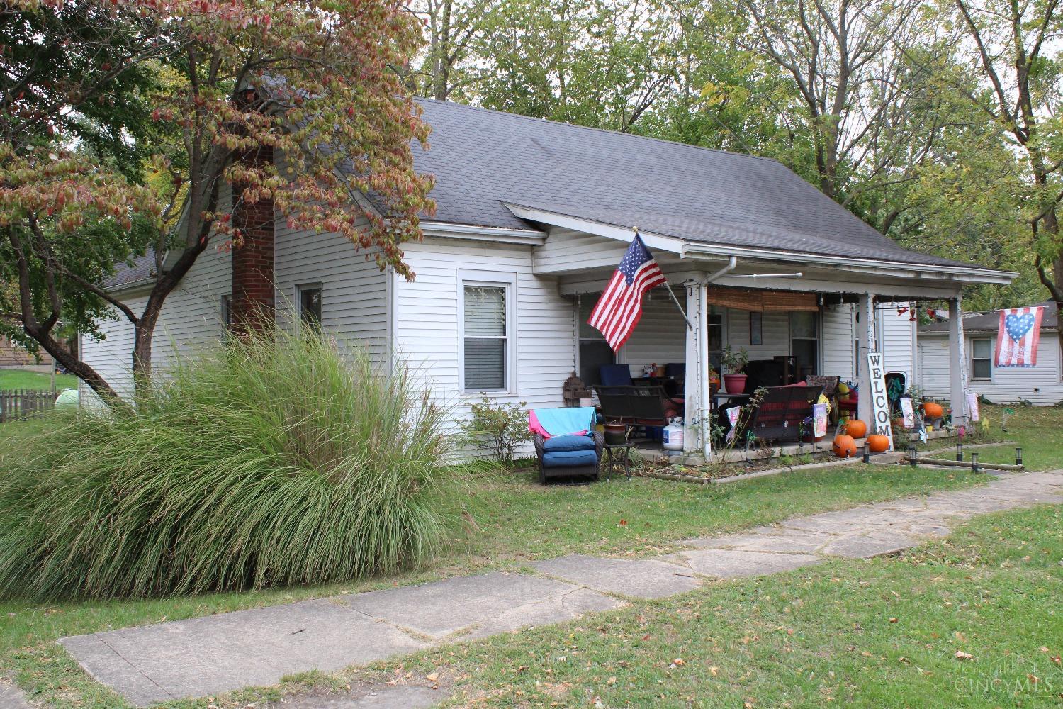 290 N Broadway Street