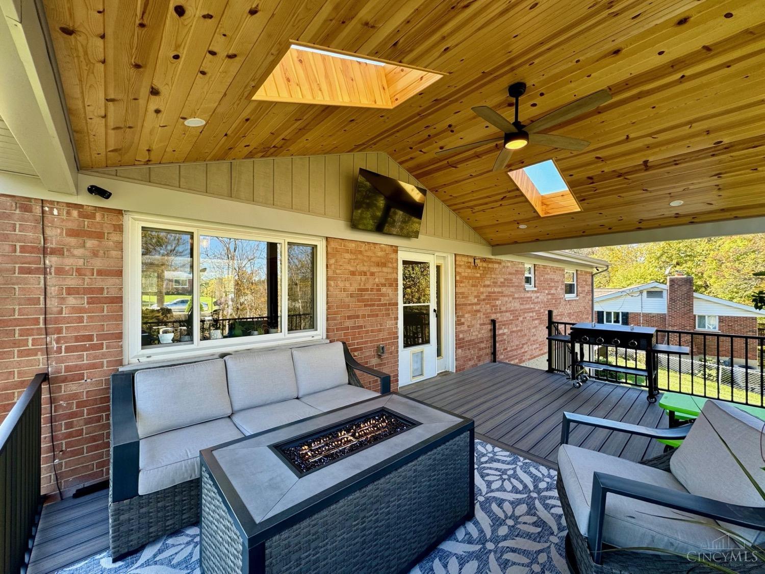 4156 Clearpoint Drive