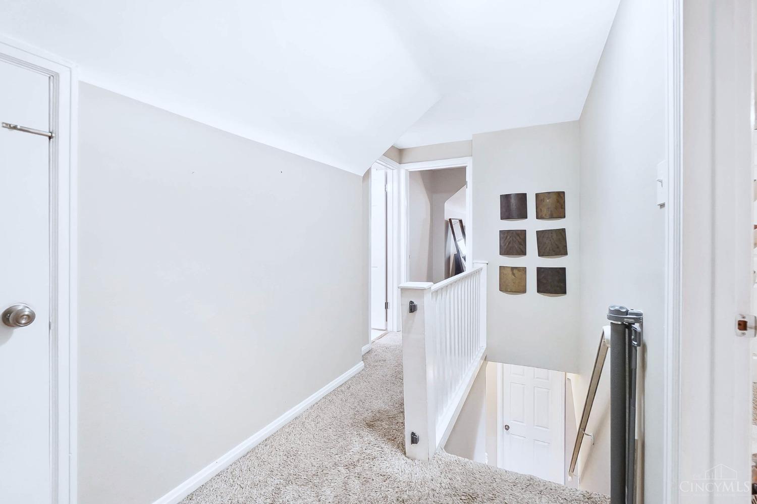 1109 Maureen Lane