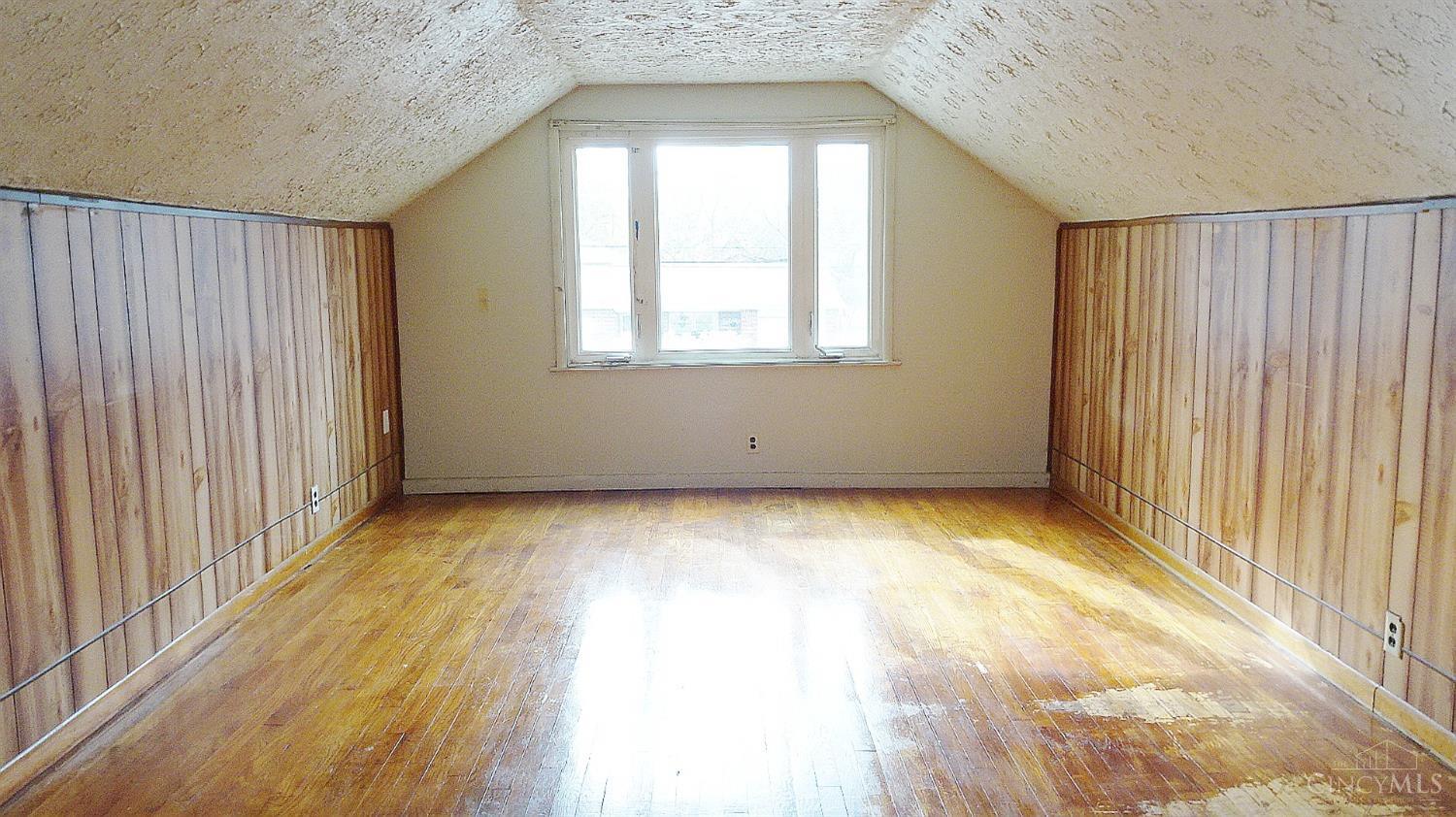 2030 Innes Avenue