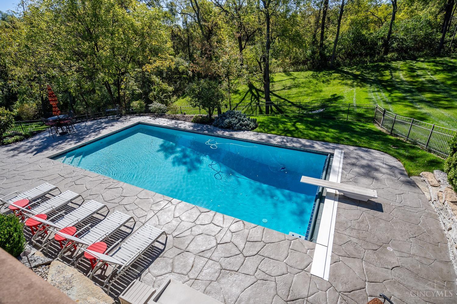 7151 High Pointe Lane