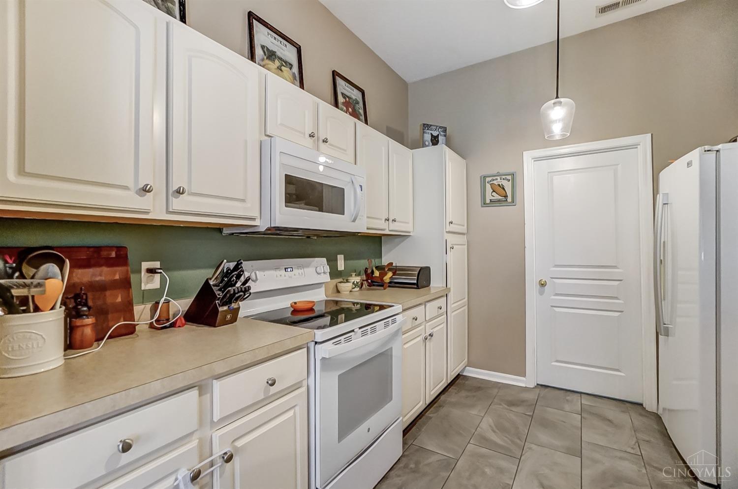 7193 English Drive 5-301