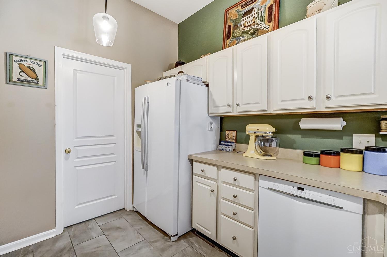 7193 English Drive 5-301