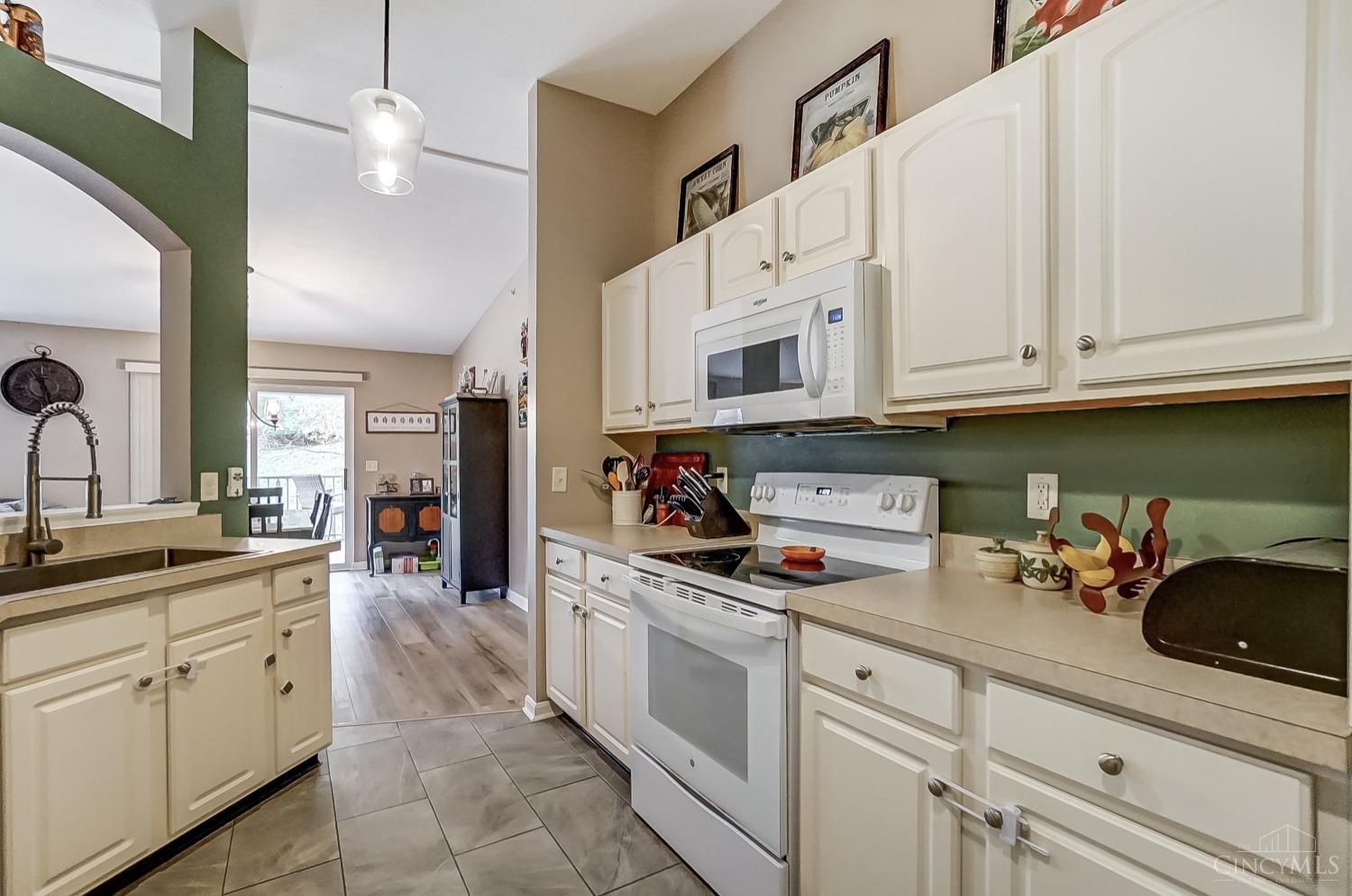 7193 English Drive 5-301