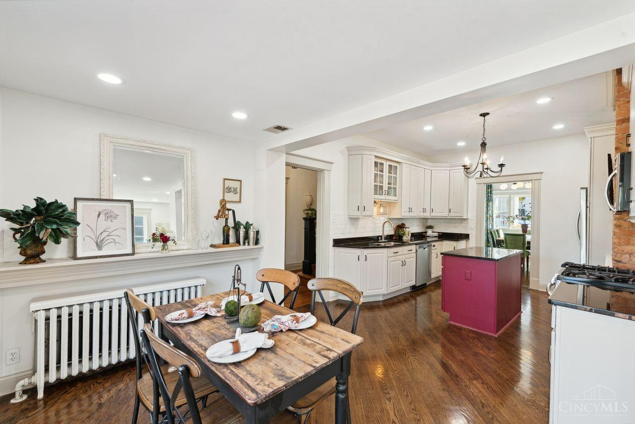 995 Richwood Circle