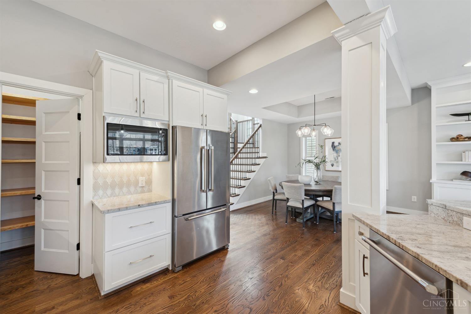 556 Empress Avenue