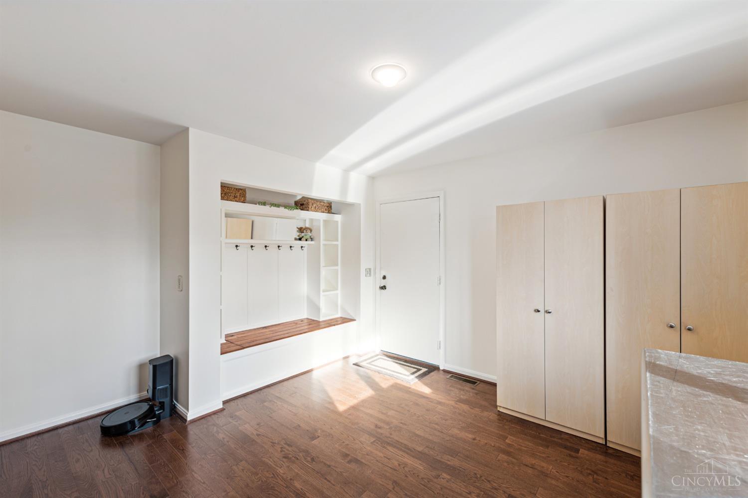 5381 Manortree Court