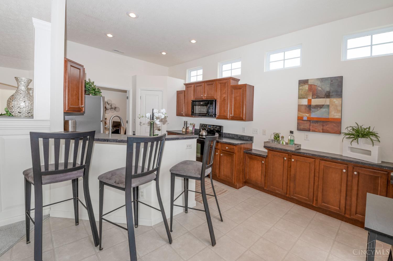 1242 Feather Trail