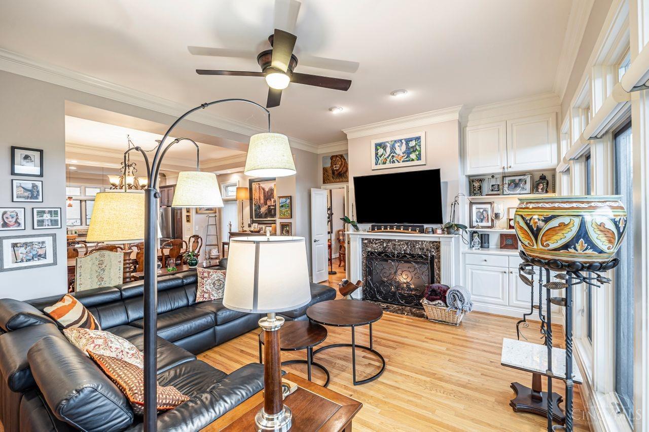 1128 Riverside Drive