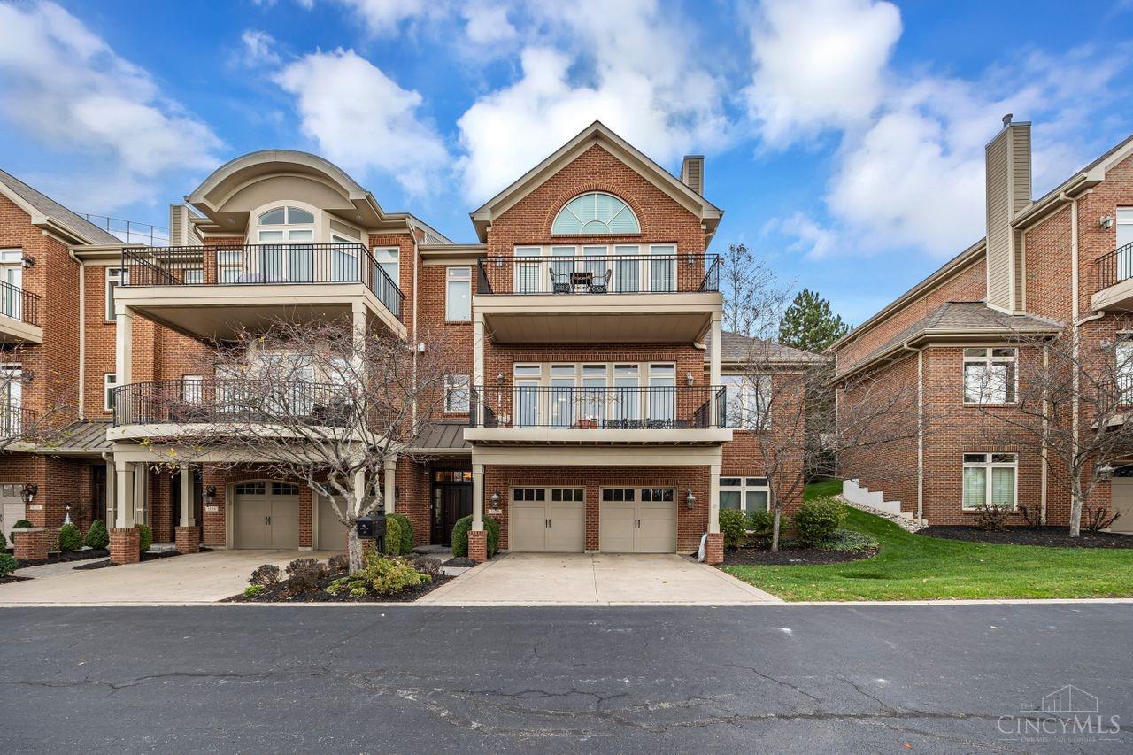 1128 Riverside Drive