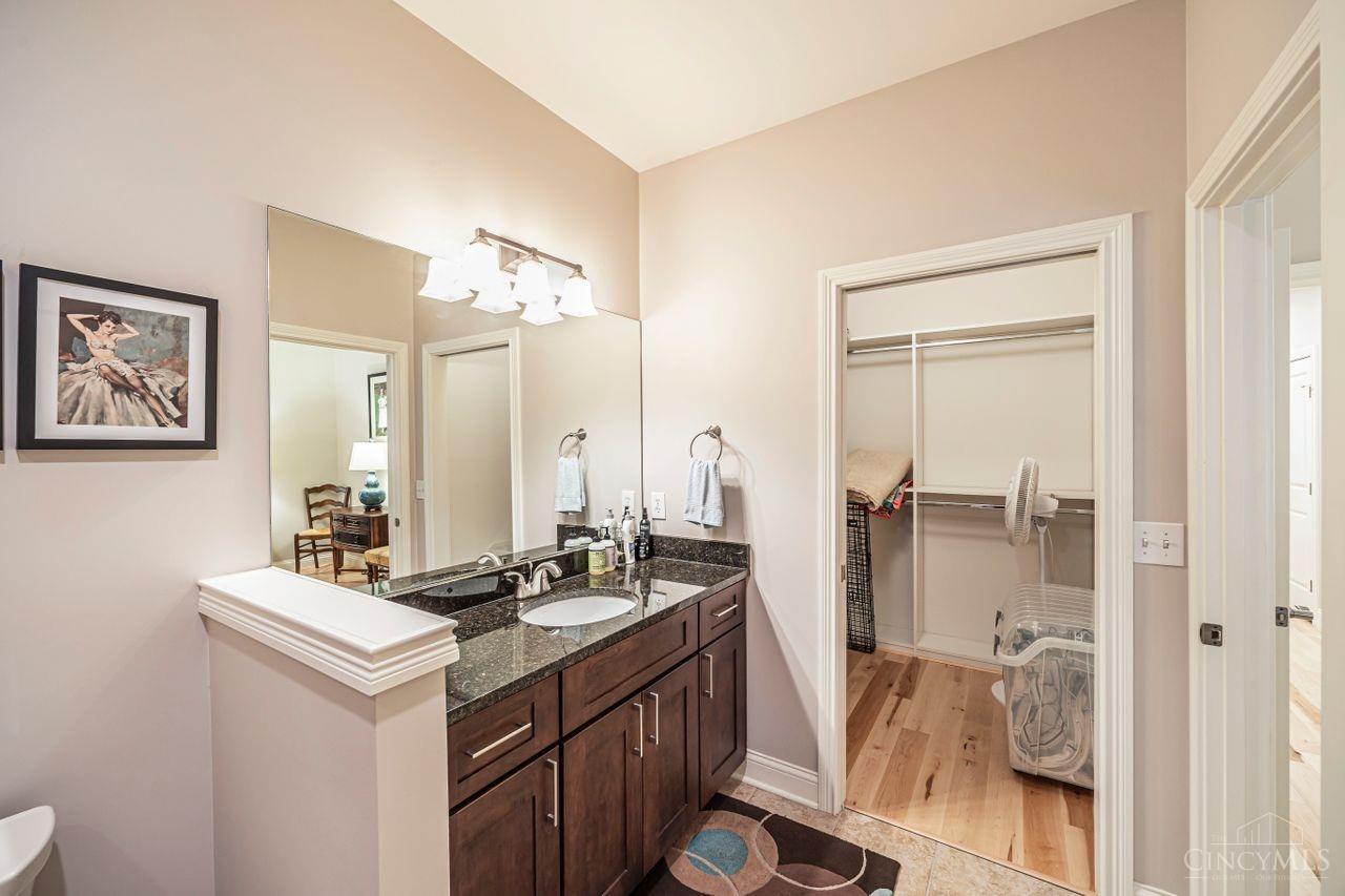 1128 Riverside Drive