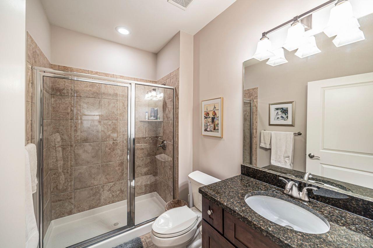 1128 Riverside Drive