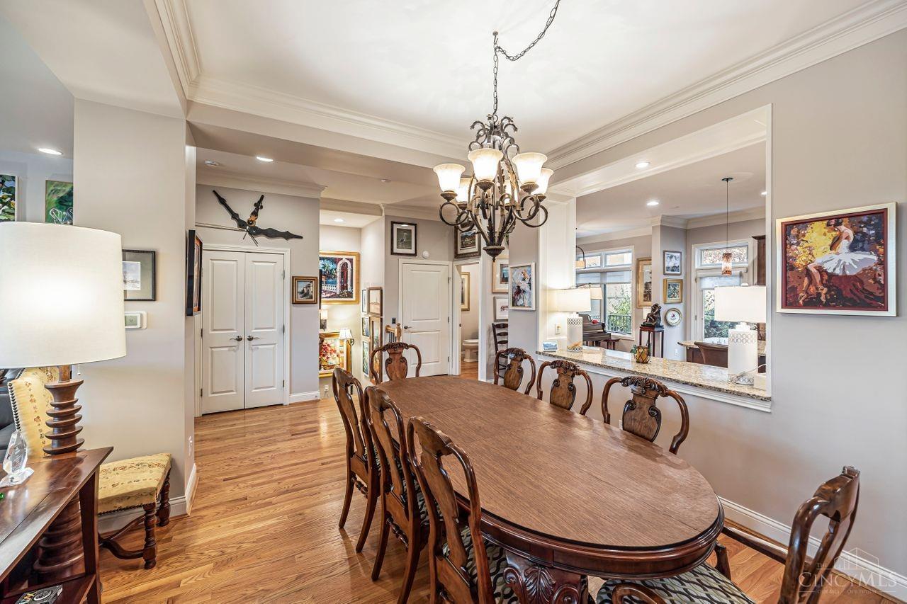 1128 Riverside Drive