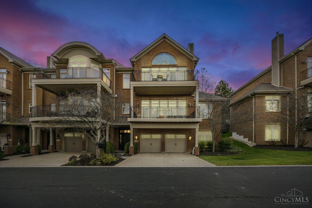 1128 Riverside Drive