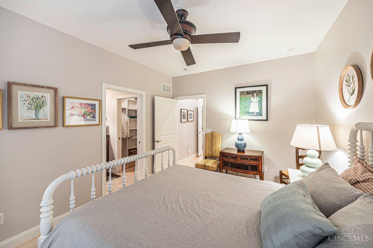 1128 Riverside Drive