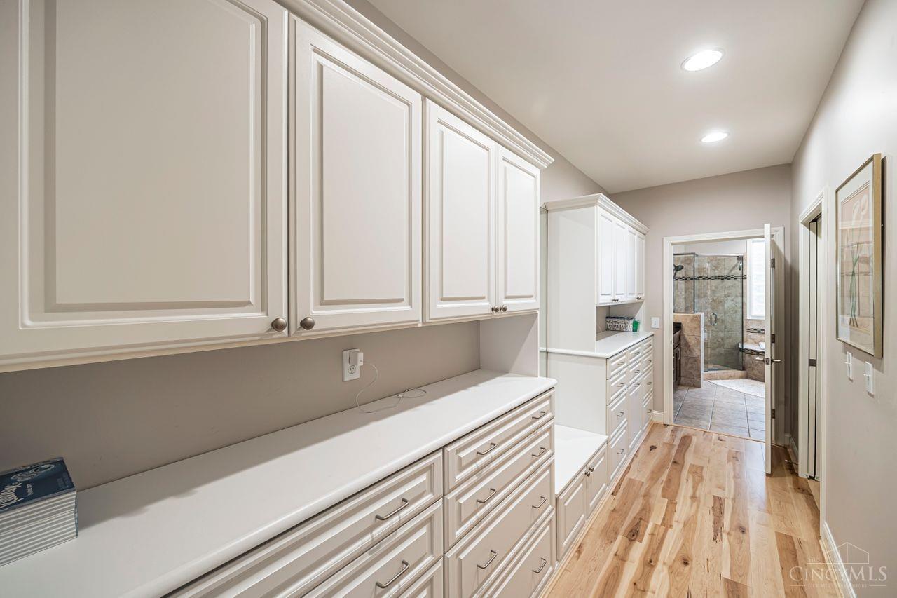 1128 Riverside Drive