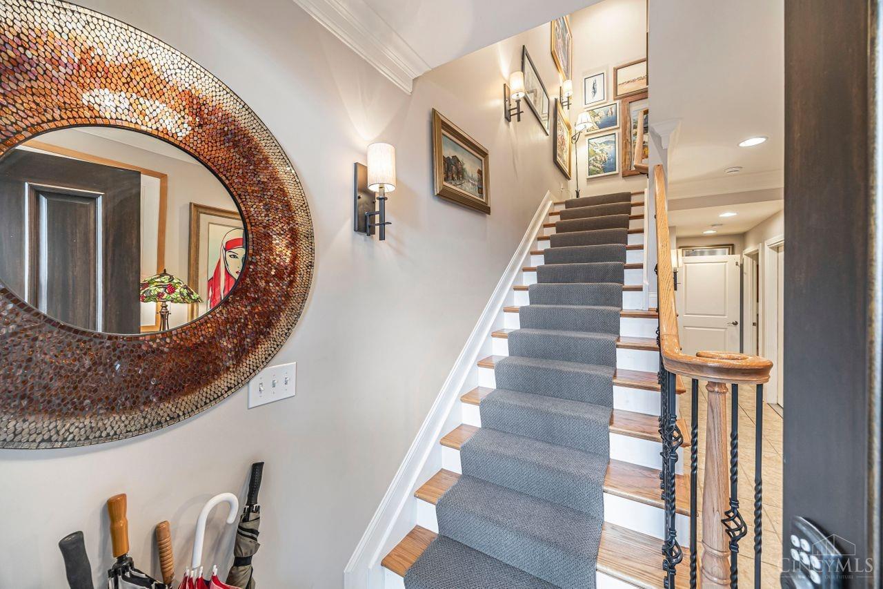 1128 Riverside Drive