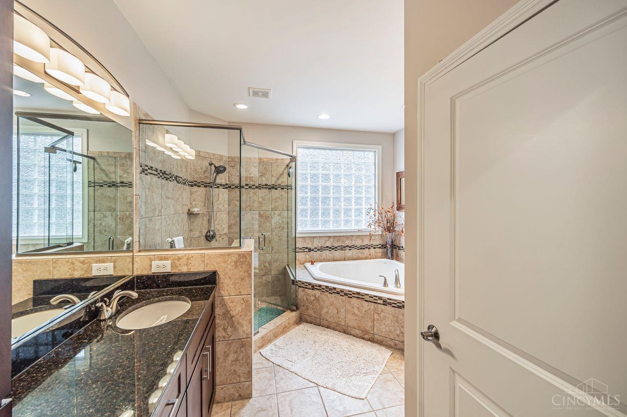 1128 Riverside Drive