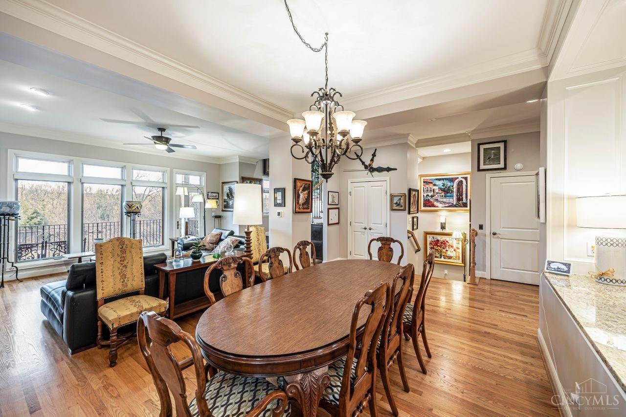 1128 Riverside Drive