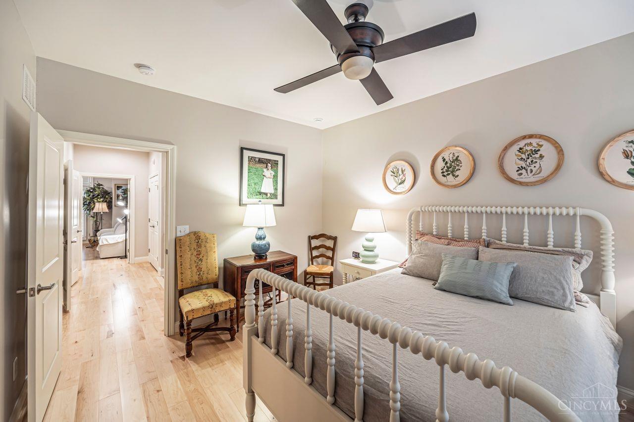 1128 Riverside Drive