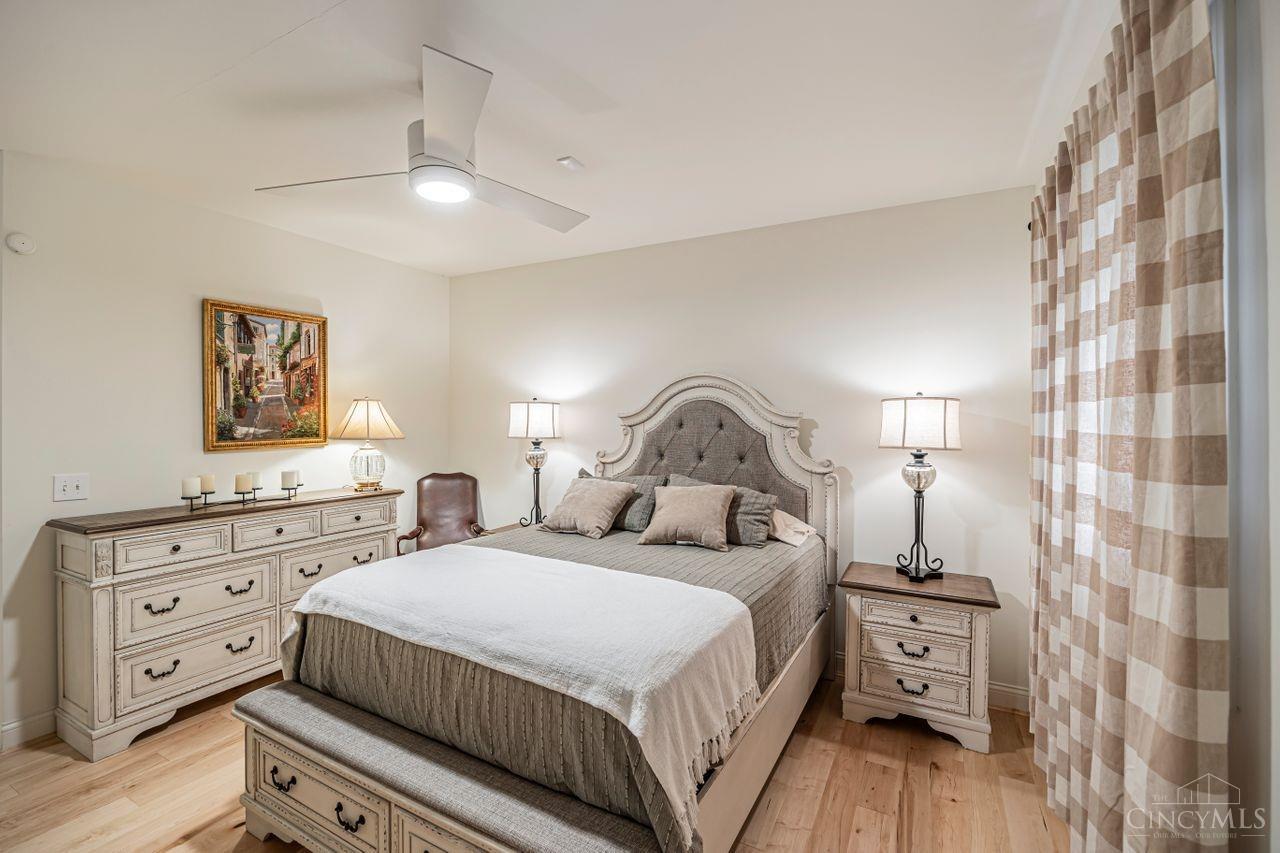 1128 Riverside Drive