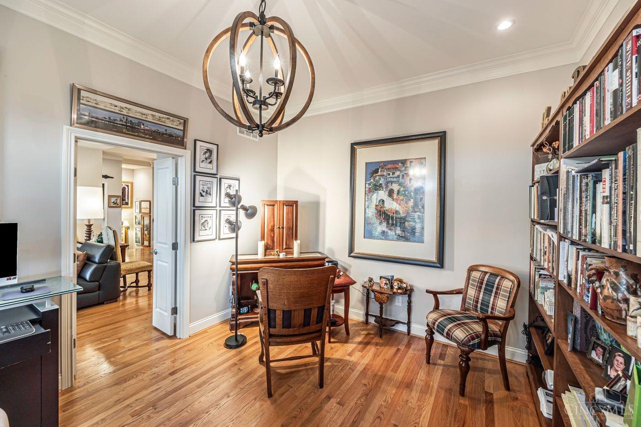 1128 Riverside Drive