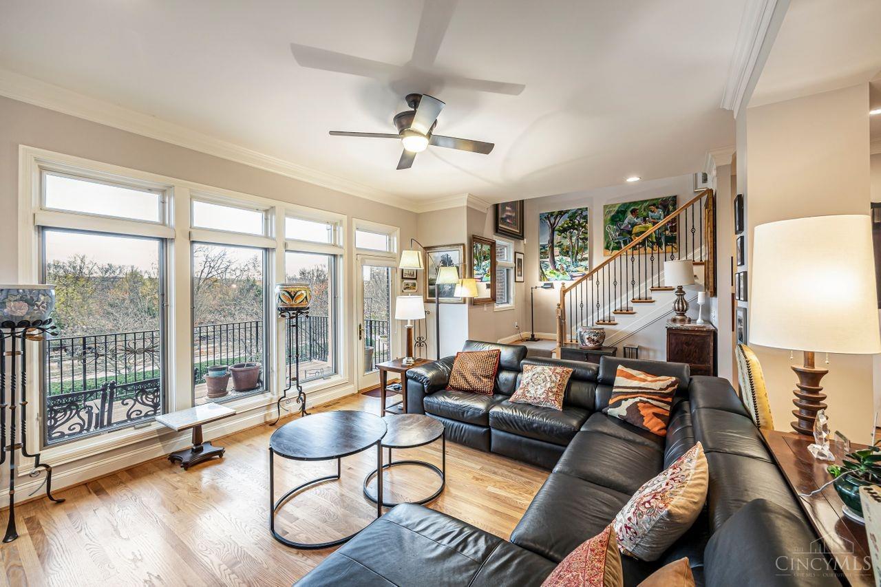 1128 Riverside Drive