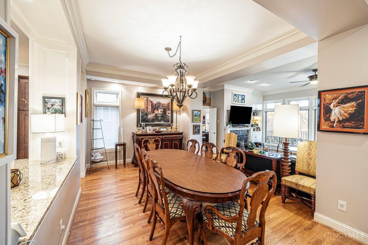 1128 Riverside Drive