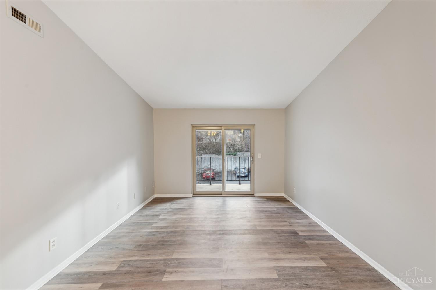 521 W Martin Luther King Drive B28
