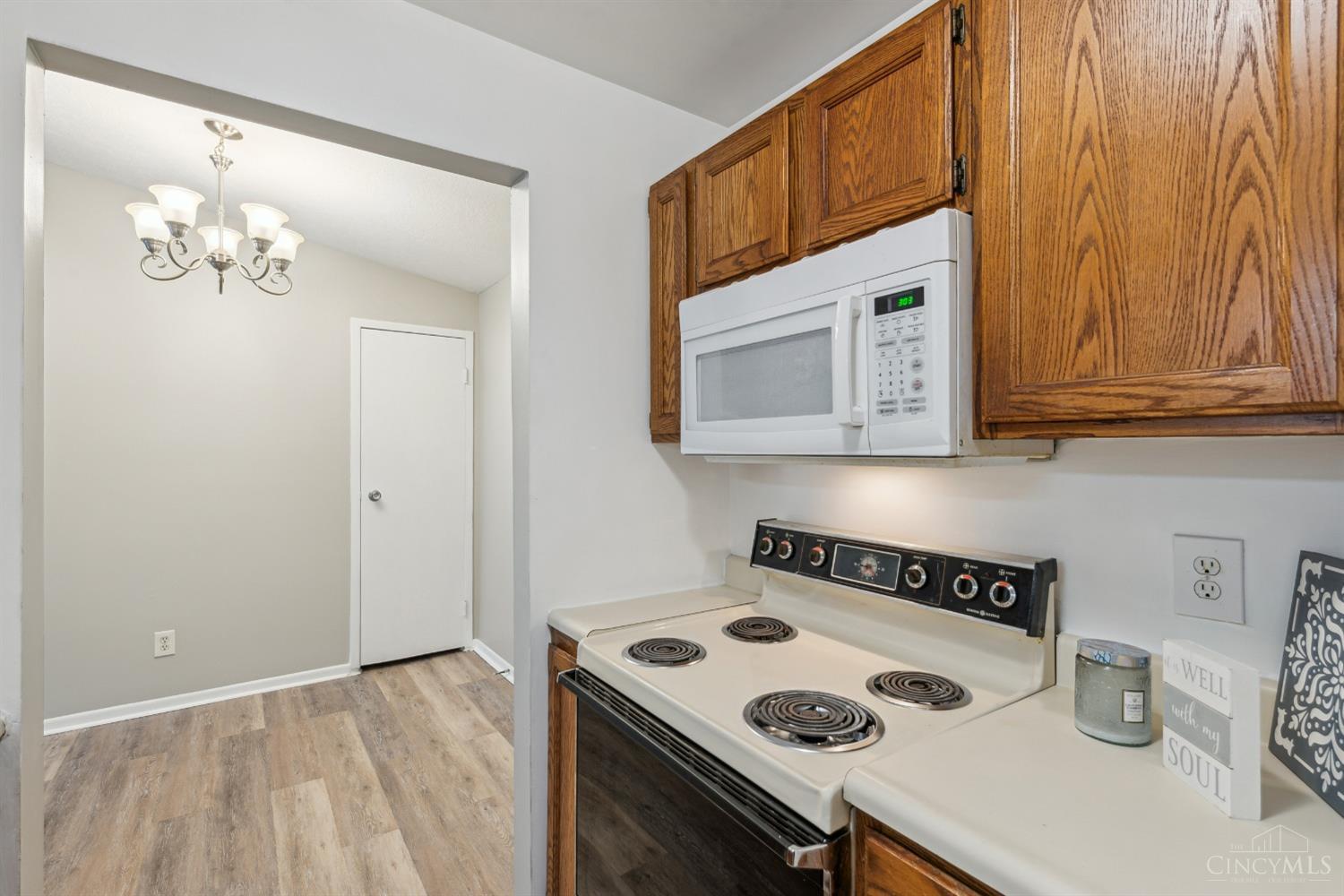 521 W Martin Luther King Drive B28