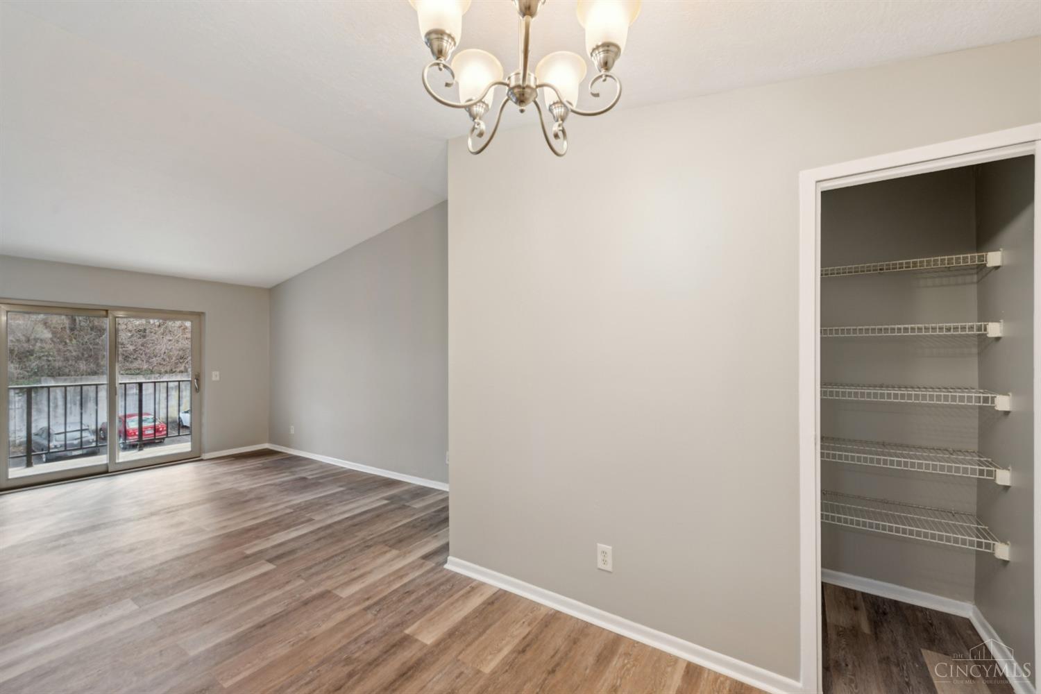 521 W Martin Luther King Drive B28