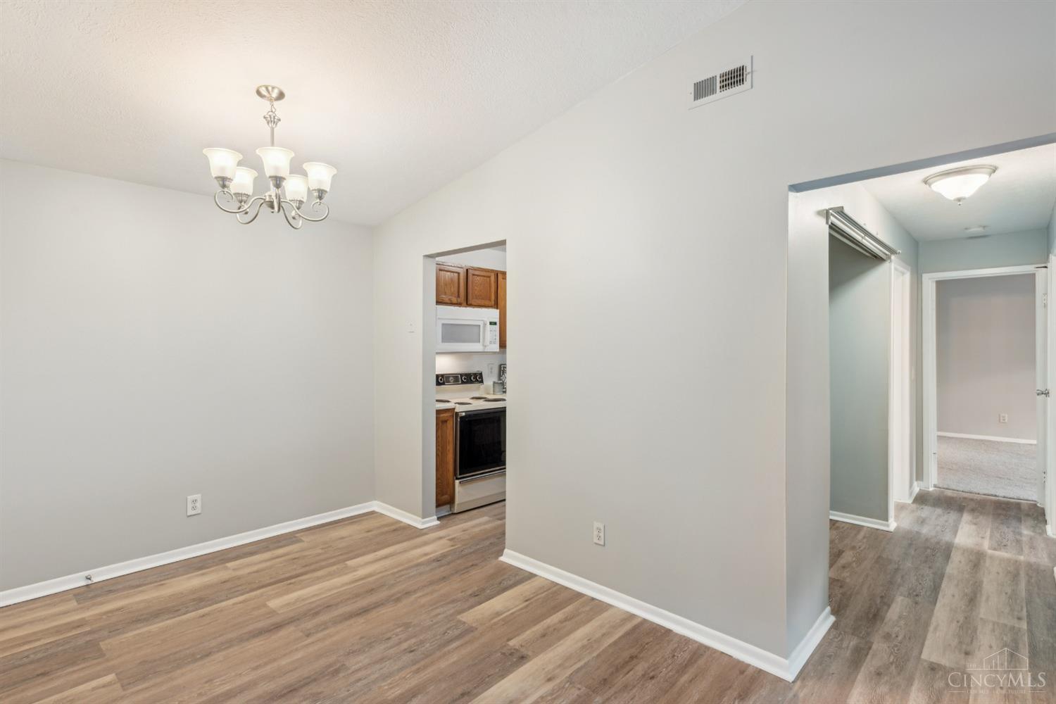 521 W Martin Luther King Drive B28