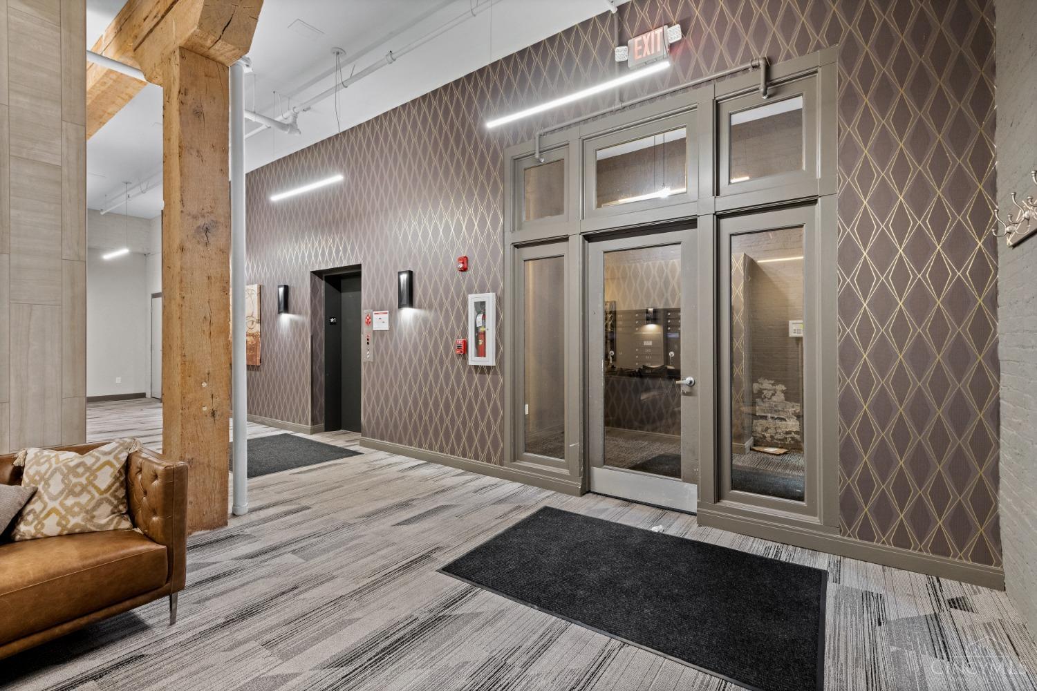 813 Broadway Street 401