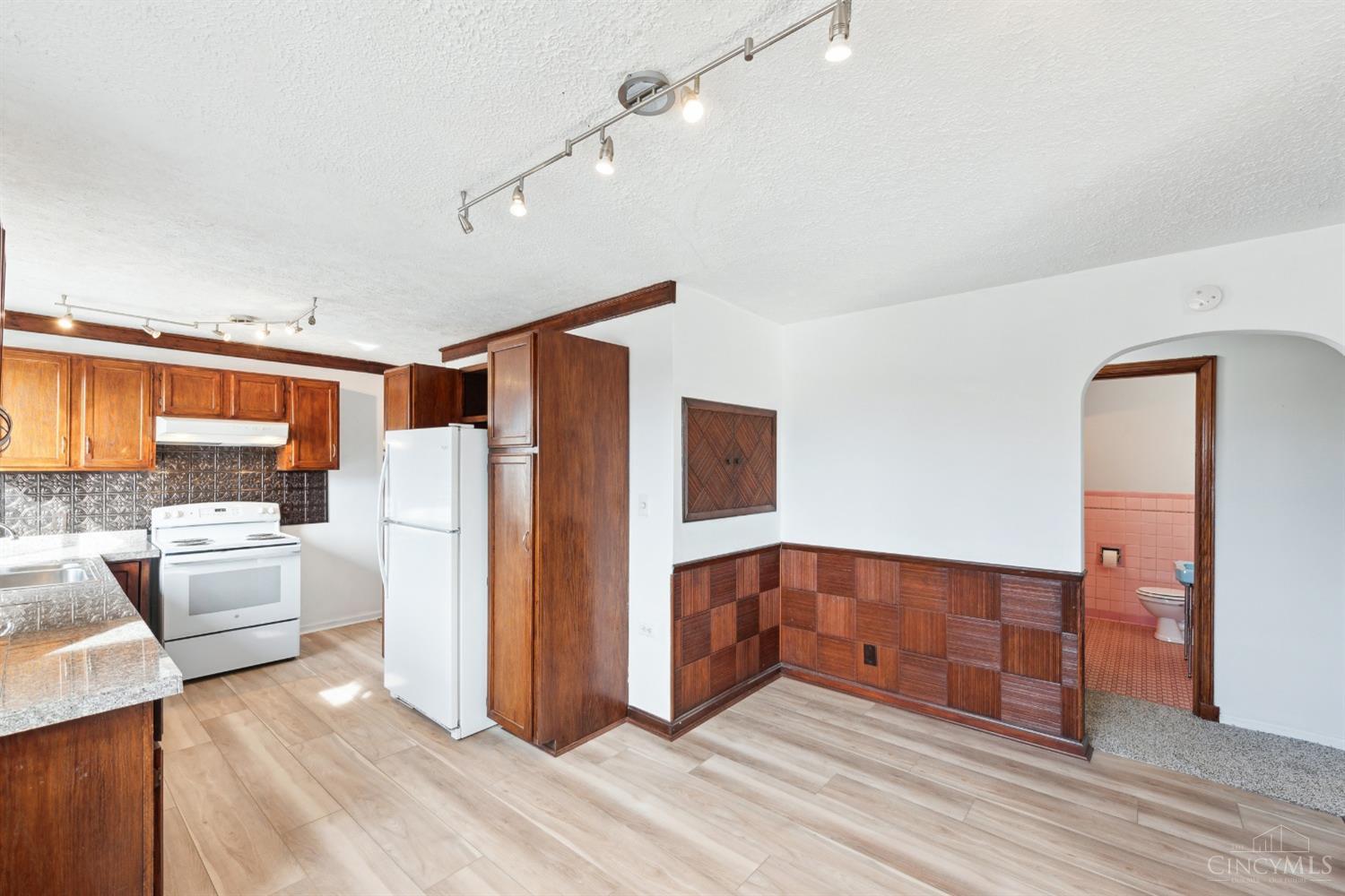 418 Three Rivers Parkway