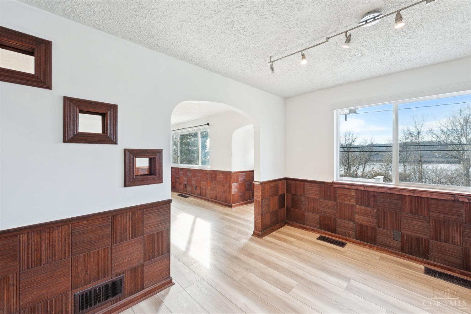 418 Three Rivers Parkway
