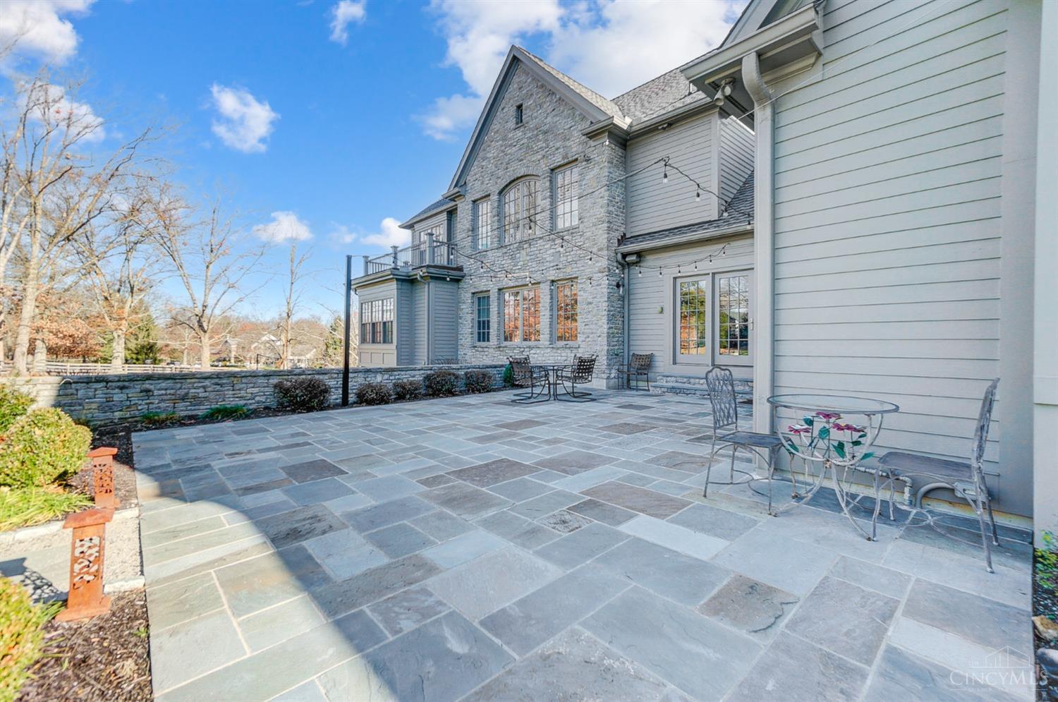 8780 Old Road