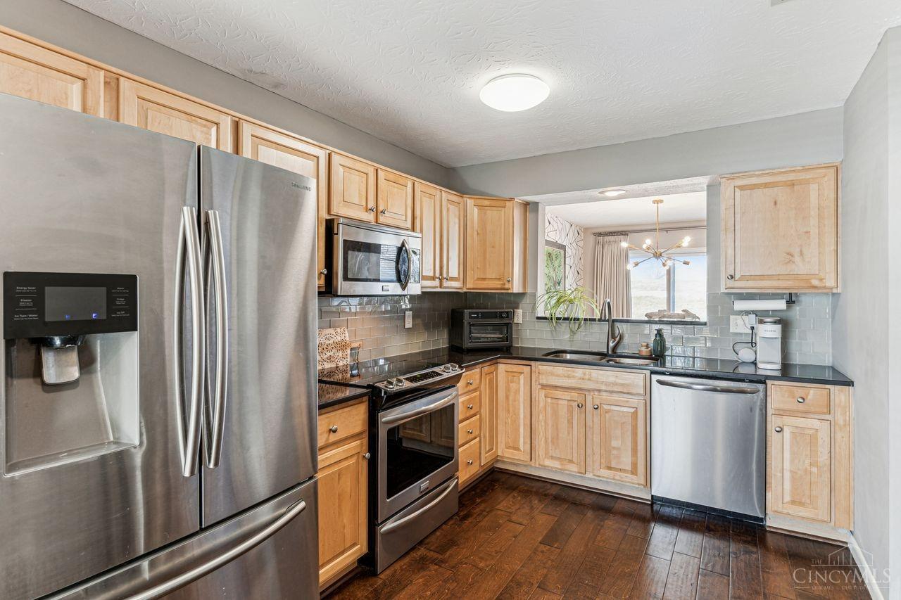4106 East Village Drive